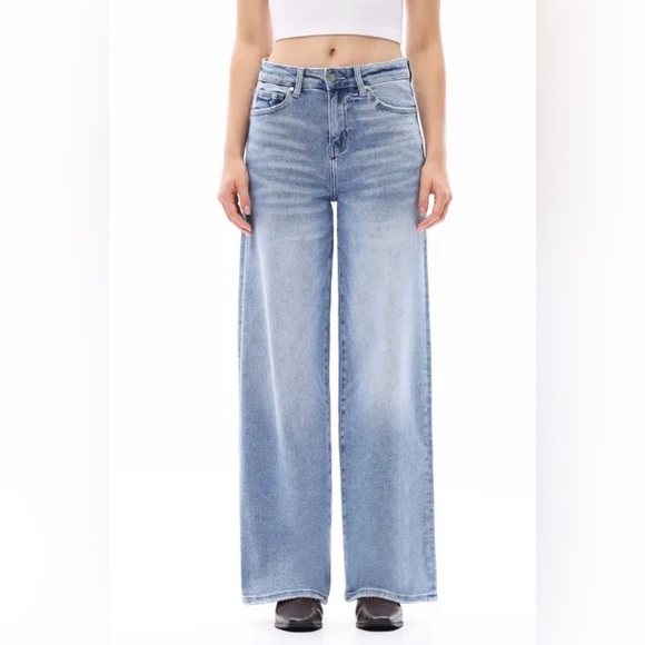 Blue Moment Denim - Blue Moment-Women’s NWT Stylish Light Blue Wide Leg Jeans Size 24